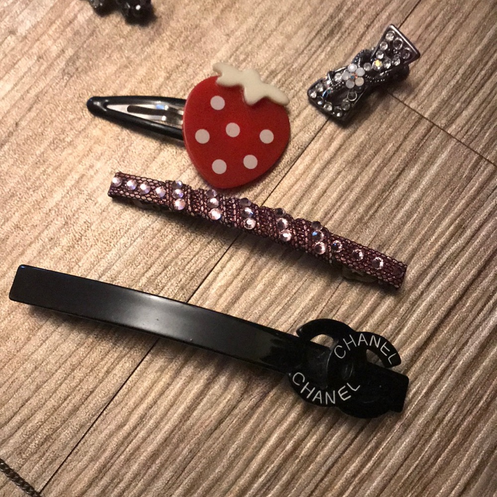 Hair clips